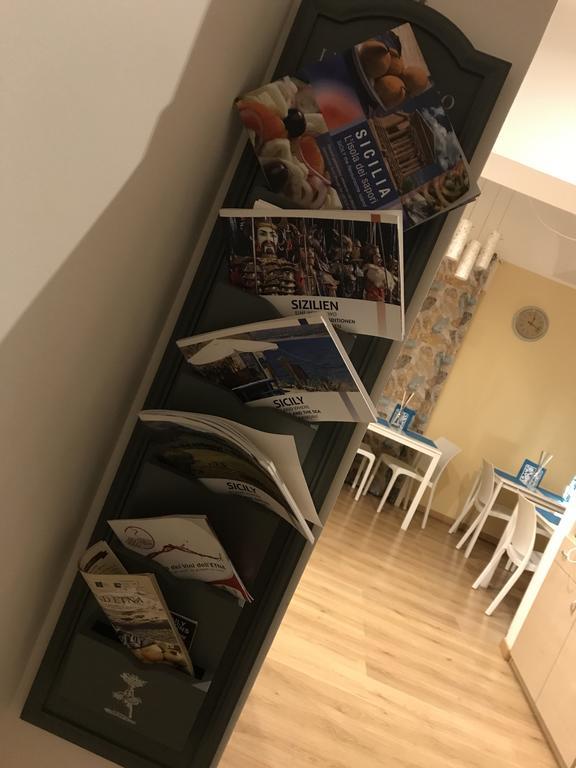 Papali Panzió Catania-Fontanarossai nemzetközi repülőtér Kültér fotó